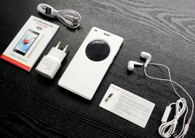 Smartphone pin ben, thiet ke dep tam gia duoi 3 trieu dong hinh anh