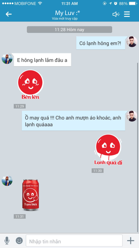 Màn đối thoại nghịch ngợm giữa các bạn trẻ trở nên sinh động hơn nhờ sticker.