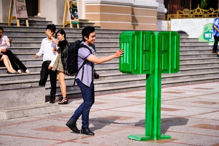 Nếu bạn để ý, những vô tri bỗng đôi khi cũng rất sống động và thú vị.