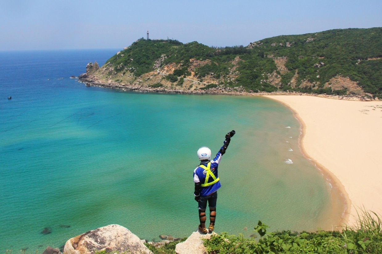 Những hình ảnh này được 40 bạn trẻ tham gia vào chương trình phượt xuyên Việt Yamaha Blue Core Touring 2015 ghi lại.