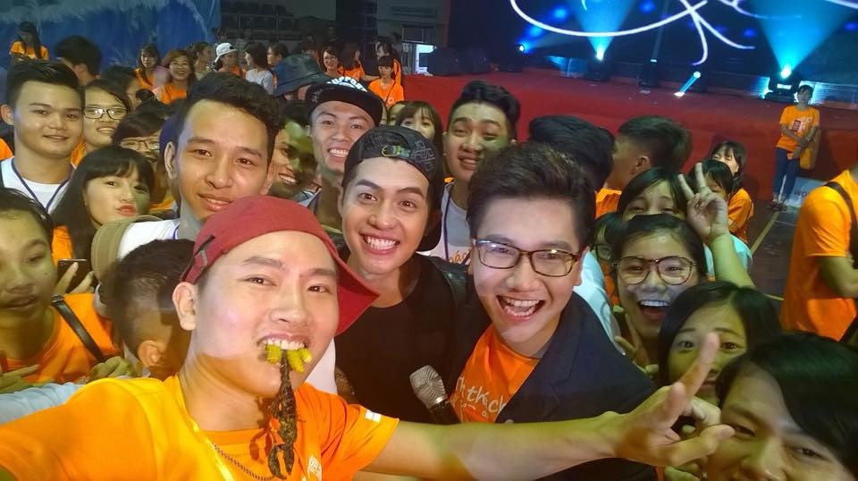 Chan dung 8 ban tre den Australia cung Microsoft Lumia 540 hinh anh