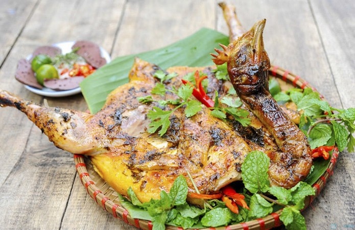 Thuong thuc mon an dam vi que nha tai Ao Quan hinh anh