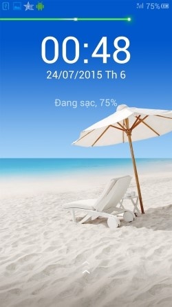 Màn hình khoá của Prime Xense có hiệu ứng sạc pin lạ mắt với đường thẳng tinh tế phát sáng bắt mắt.