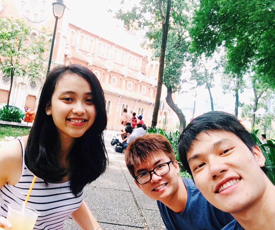 Hiền Gia cùng các bạn