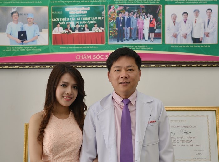 Tiến sĩ, bác sĩ Nguyễn Phan Tú Dung là người thực hiện phẫu thuật toàn diện khuôn mặt cho Minh Yến tại Thẩm mỹ viện Hàn Quốc JW.