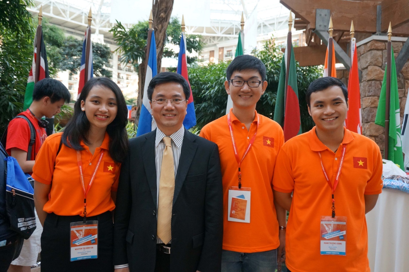 Viet Nam tu tin buoc vao cuoc thi Tin hoc van phong The gioi hinh anh