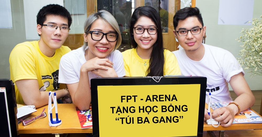 FPT Arena tang sinh vien nam nhat hoc bong Tui ba gang hinh anh