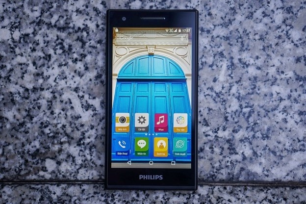 Philips S358: Smartphone binh dan, camera tot hinh anh