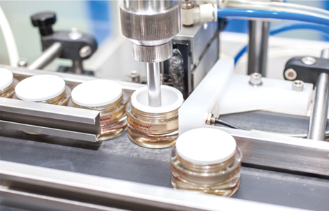 Treo thuong 1 ty dong neu phat hien chat cam trong my pham hinh anh