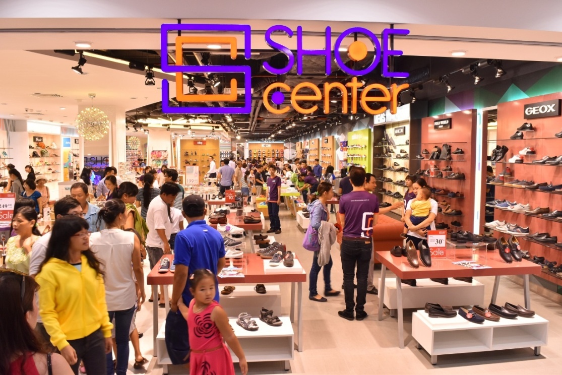 Khai truong cua hang ban le Shoe Center hinh anh
