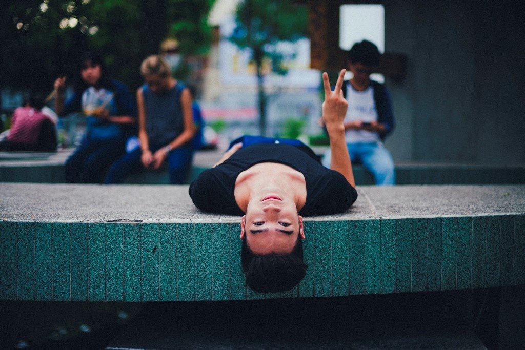 Kiểu selfie lộn ngược có một không hai do Slim V nghĩ ra.