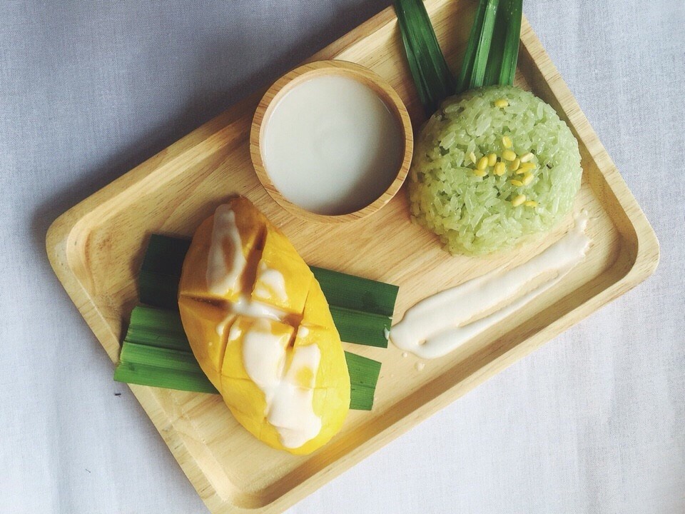 Món xôi xoài “thần thánh” được nhiều người trẻ yêu thích tại Thái 2bla.