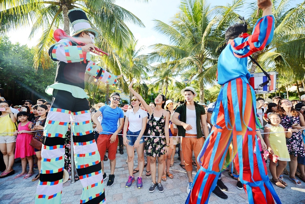 Lễ hội Carnival là sự kiện được yêu thích tại Vinpearl Land Nha Trang.