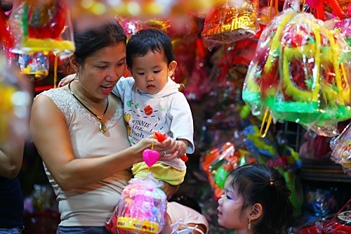 Phong cach don trung thu dac trung cua 3 mien dat nuoc hinh anh