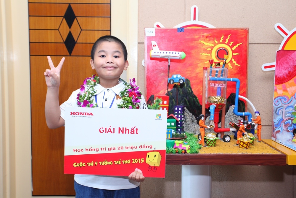 'Y tuong tre tho 2015' soi dong vong chung ket hinh anh