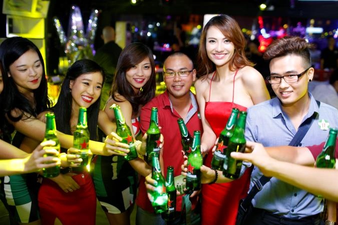 Chinh phuc dai tiec am thanh va co hoi den chau Au hinh anh