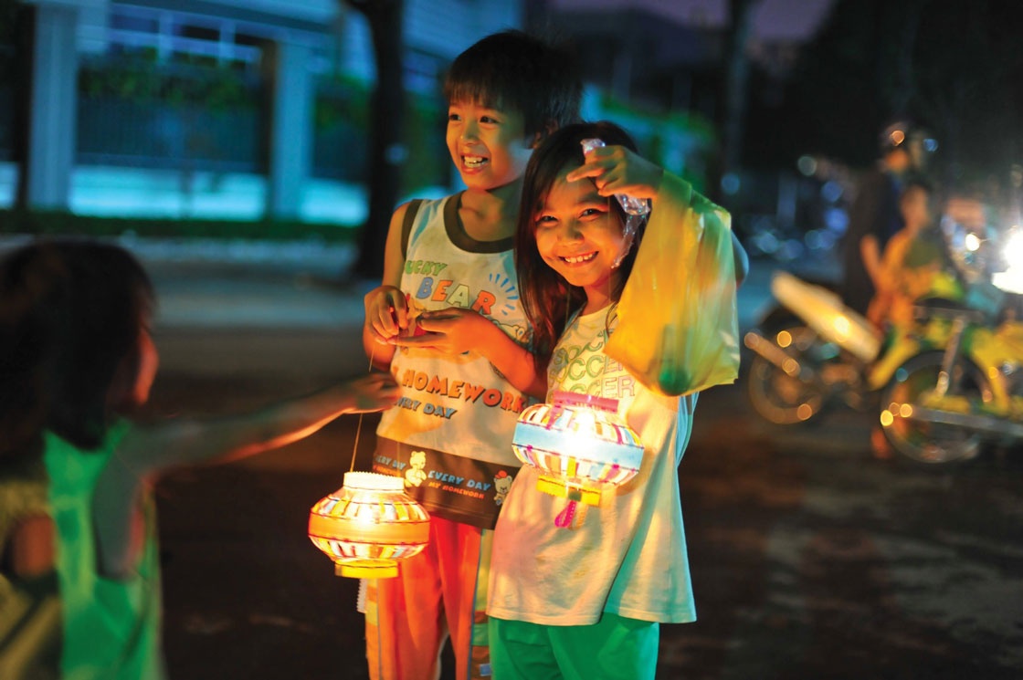 Su khac biet giua trung thu xua va nay hinh anh