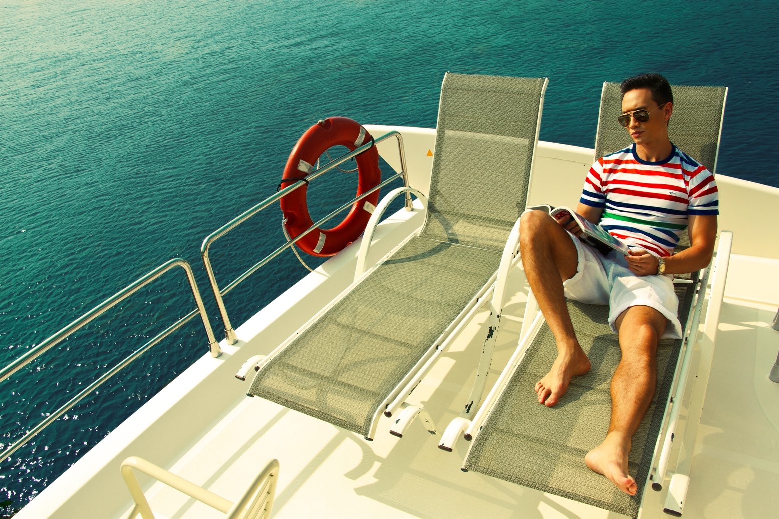 Kim Ly, Nhan Phuc Vinh dong loat dien ao thun 'ca map' hinh anh