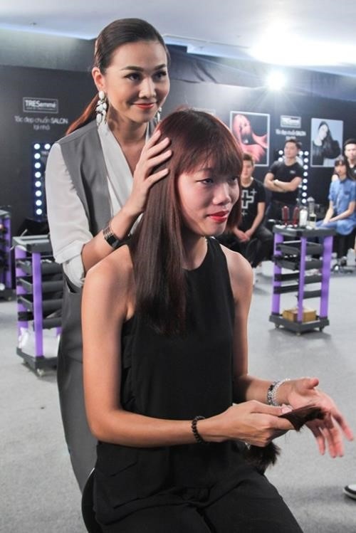 Ở tập này, Thanh Hằng cho thấy sự cứng rắn khi yêu cầu tất cả thí sinh thay đổi diện mạo. Cô cho rằng đây là cơ hội để họ tạo nên sự khác biệt của bản thân.