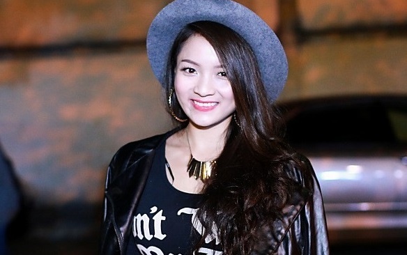 Thuy Top, Khanh Ngoc hoi ngo trong dem trung thu cho tre em hinh anh