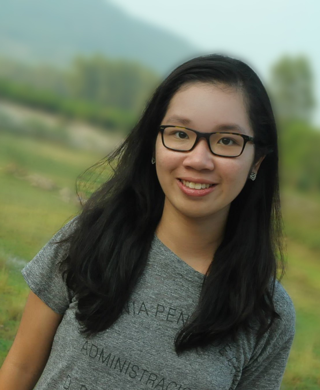 Phạm Hoàng Phương (16 tuổi, cựu học sinh Language Link, học bổng toàn phần A-Star & Asean 2014 của chính phủ Singapore)