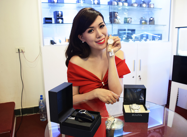 Mai Tho bat mi qua tang dac biet tu NUYSHOP ngay 20/10 hinh anh