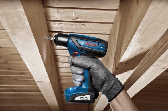 May khoan Bosch GSR 1000 ra mat voi nhieu qua tang hap dan hinh anh
