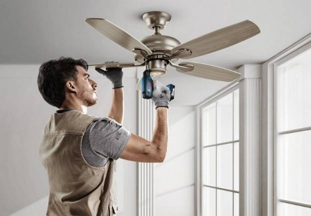 Thiết bị được cầm chắc chắn, êm tay và an toàn bất chấp mồ hôi hay dầu nhớt.