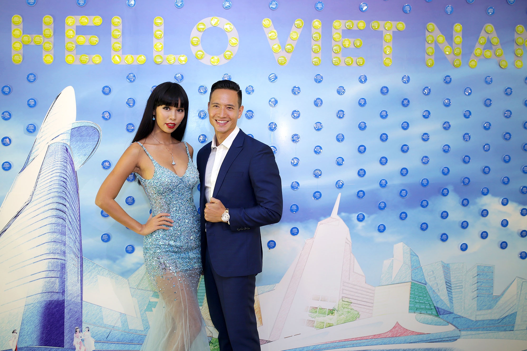 Kim Ly lich lam ben sieu mau Ha Anh hinh anh