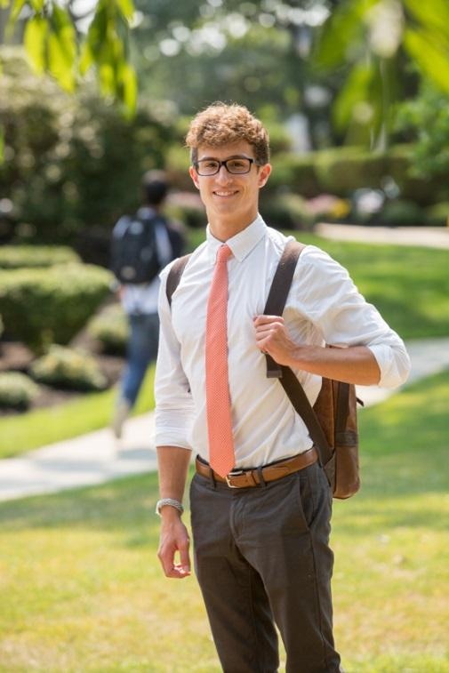 Newbury College trao cho bạn tấm hộ chiếu đi tới ước mơ