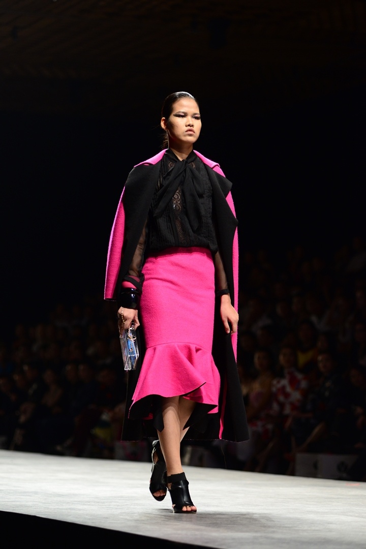 Những cô gái quyến rũ, mạnh mẽ bước ra từ ý tưởng của Adrian Anh Tuấn đã mang lại dấu ấn khó quên trong lòng khán giả.