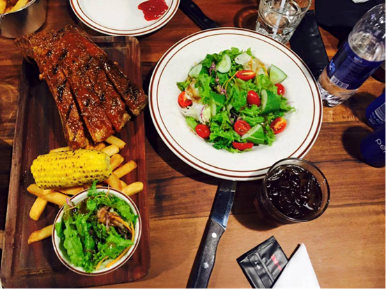 Kham pha pho am thuc tai TTTM AEON Mall hinh anh