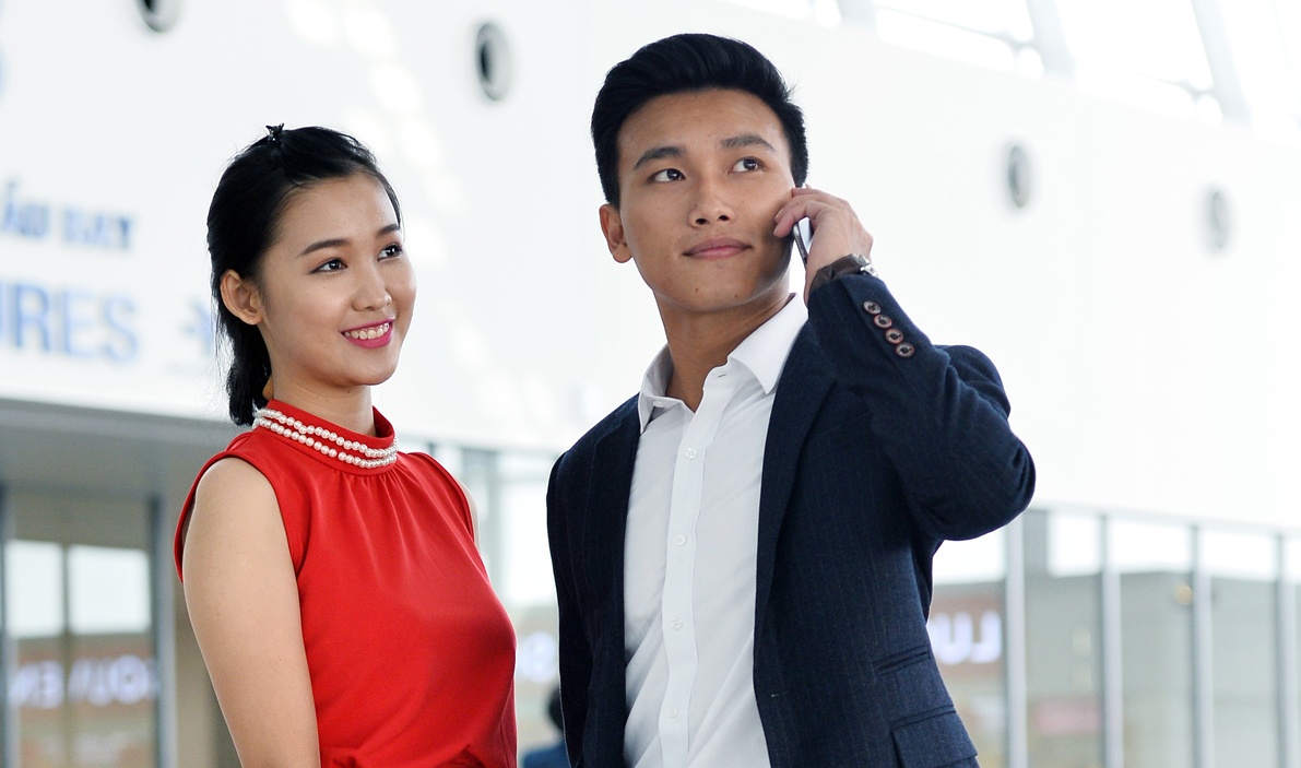 Thue bao duoc gi tu goi cuoc roaming moi cua nha mang? hinh anh