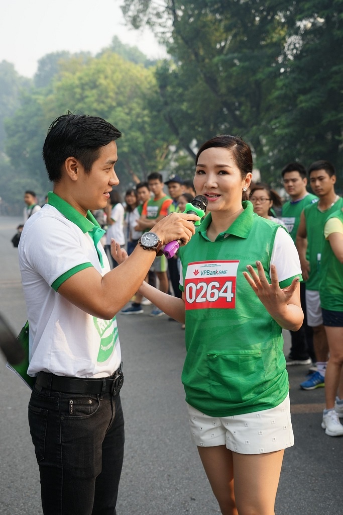 MC Nguyên Khang và hoa hậu Đền Hùng Giáng My cũng góp mặt trong giải.