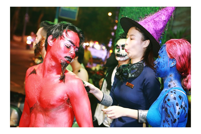 Avatar karaoke nhat ma khach hang nhan dip Halloween hinh anh