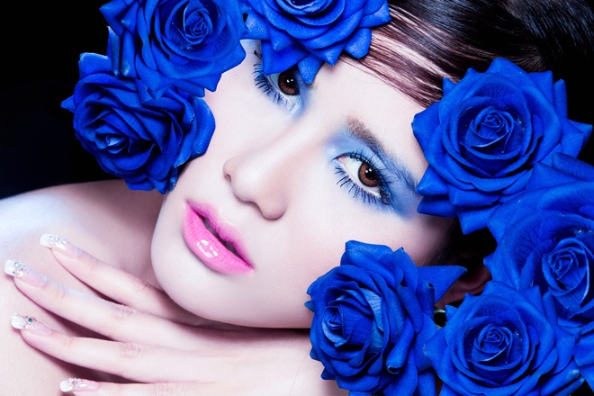 Hai kieu trang diem an tuong cua make-up Khai Thien hinh anh