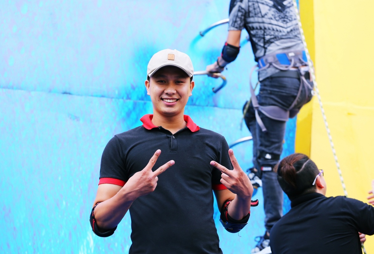 Duy cho hay, bí quyết của anh là can đảm, quyết tâm và khéo léo. Đây là một môn thể thao hấp dẫn, giúp các bạn trẻ vượt qua giới hạn của mình để chiến thắng bản thân cũng như tự tin hơn trong cuộc sống.  