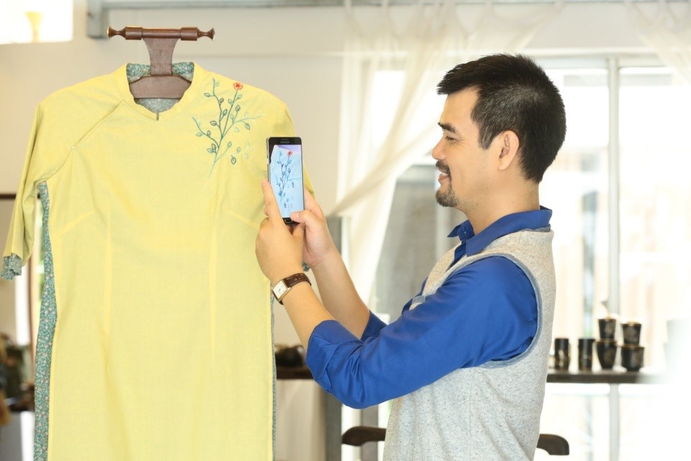 Chương Đặng đặt sự thoải mái, hạnh phúc của khách hàng làm tiêu chí kinh doanh.