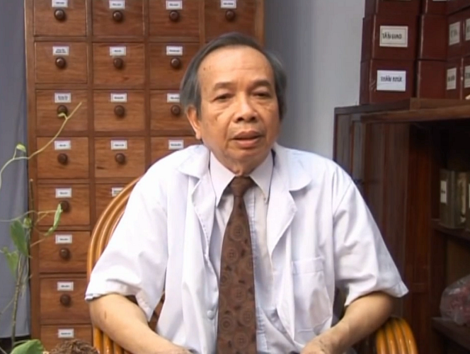 Tiến sĩ, lương y Nguyễn Hoàng.