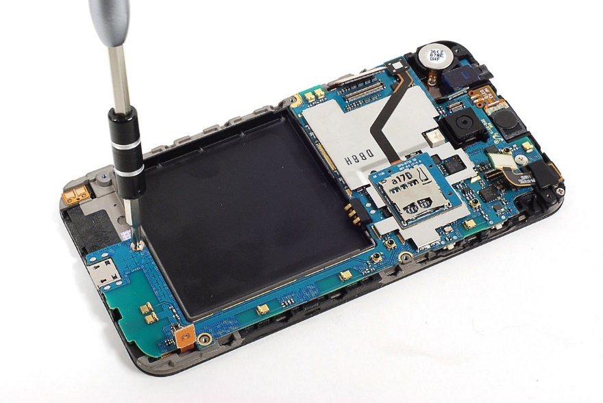 Bản thiết kế sơ đồ mạch điện của một chiếc điện thoại thông minh.