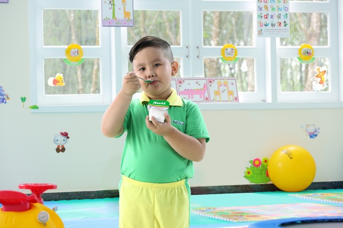 Sua chua tot cho suc khoe nhu the nao? hinh anh