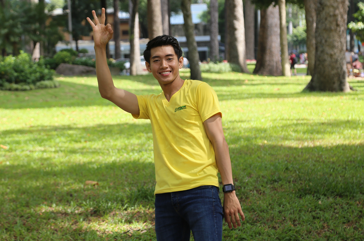 Quang Dang thach dau thi sinh voi 'Dieu nhay an banh' hinh anh