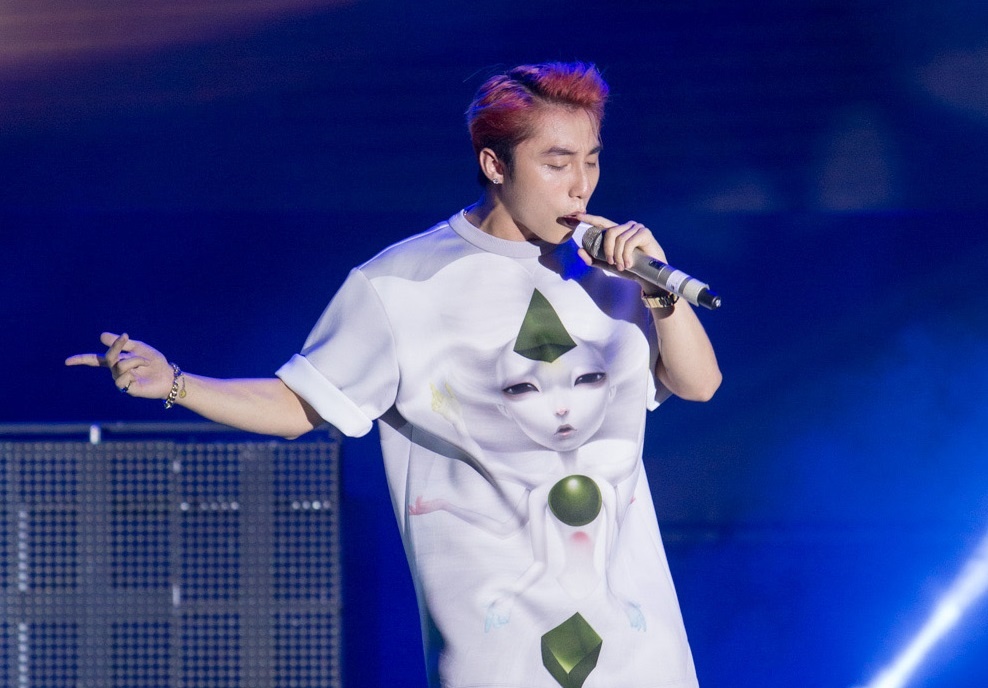 Son Tung khien hang nghin ban tre phan khich tai le hoi FA hinh anh