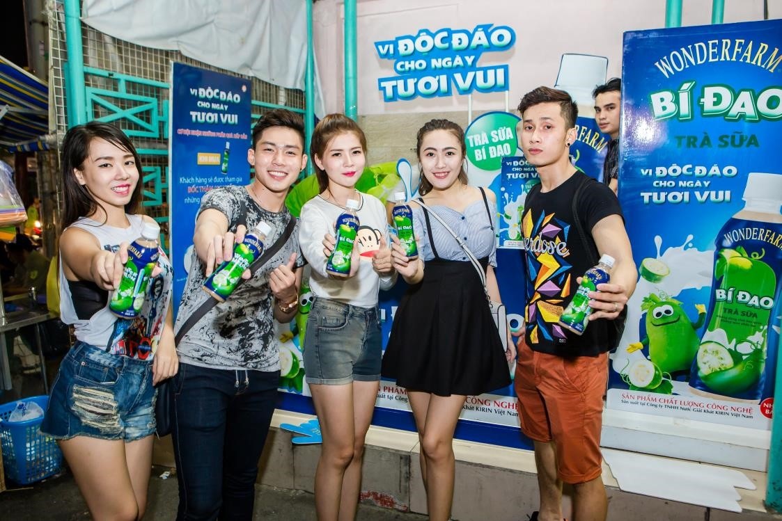 Gioi tre Sai thanh chinh phuc '1001 sac thai Tra Sua Bi Dao' hinh anh