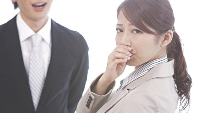 Đừng để mùi hôi miệng cản trở tình yêu của bạn.
