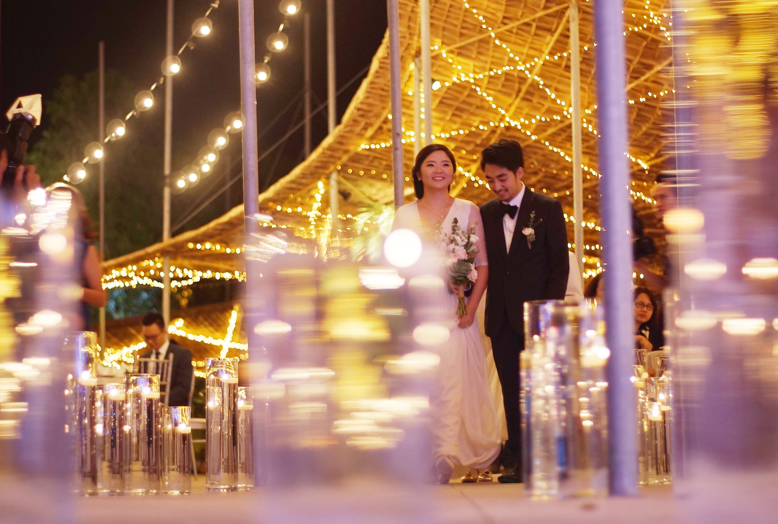 Những bữa tiệc tối bừng sáng dưới hệ thống đèn đặc biệt của Paper – Pavilion.