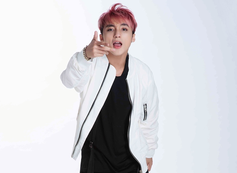 Sơn Tùng M-TP tham gia vào chuỗi sự kiện cho sinh viên “Ngày hội xanh - OPPO Neo 7”.