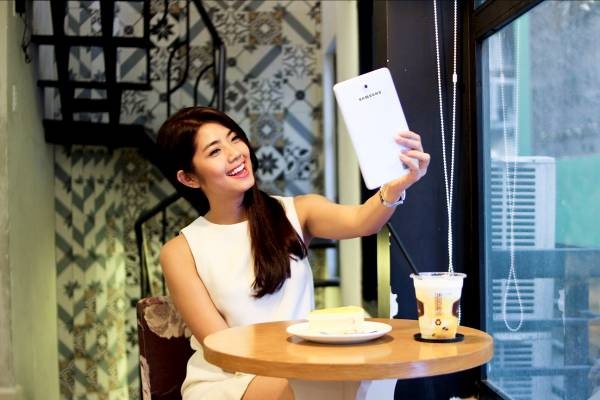 Cong nghe va thoi trang: Bo doi hoan hao trong the ky 21 hinh anh