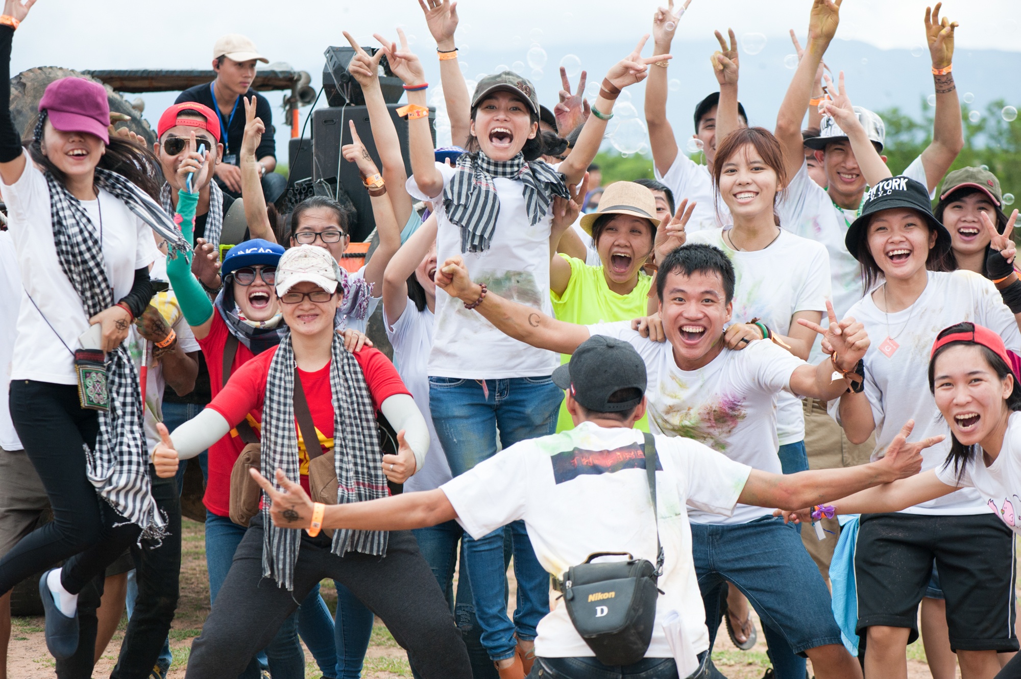Lần đầu tiên tổ chức nhưng The Fire đã thu hút sự tham gia của gần 1.300 bạn trẻ cả nước. Tất cả đều máu lửa, nhiệt huyết, không ngại khó khăn và luôn khao khát làm mới mình.