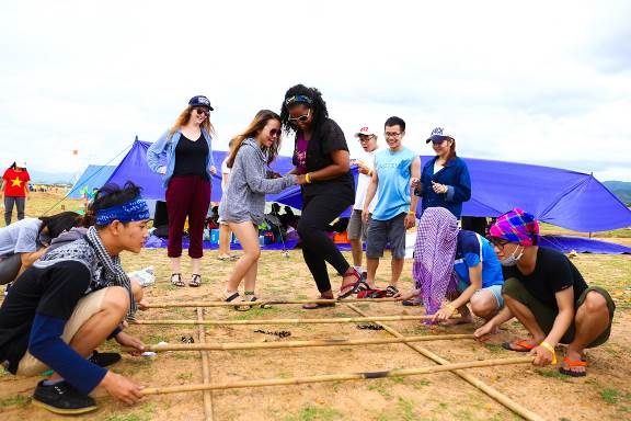 Chương trình cũng thu hút cả những người bạn ngoài nước